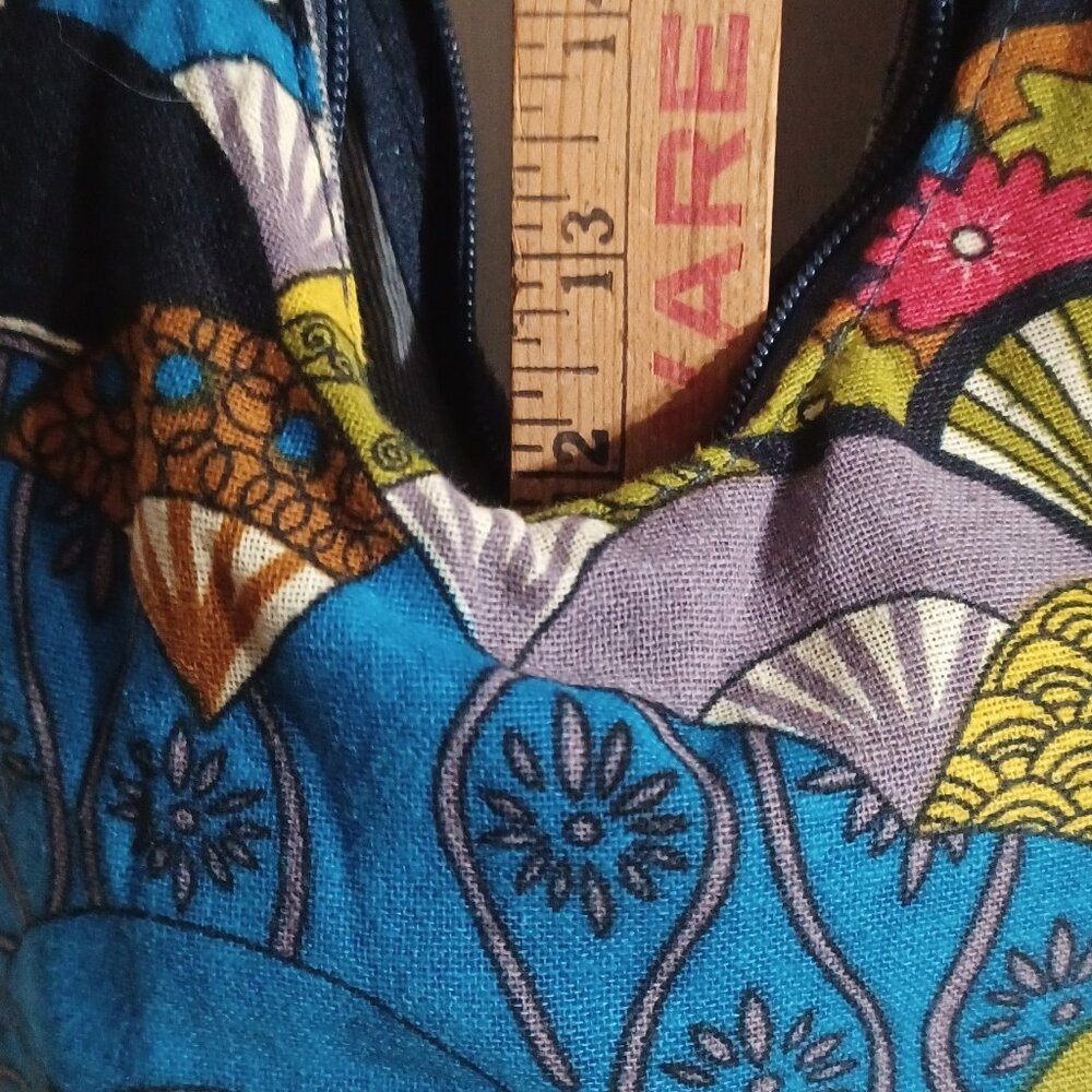 NWOT- Colorful Hobo Bag - 12X14 - Picture 5 of 9